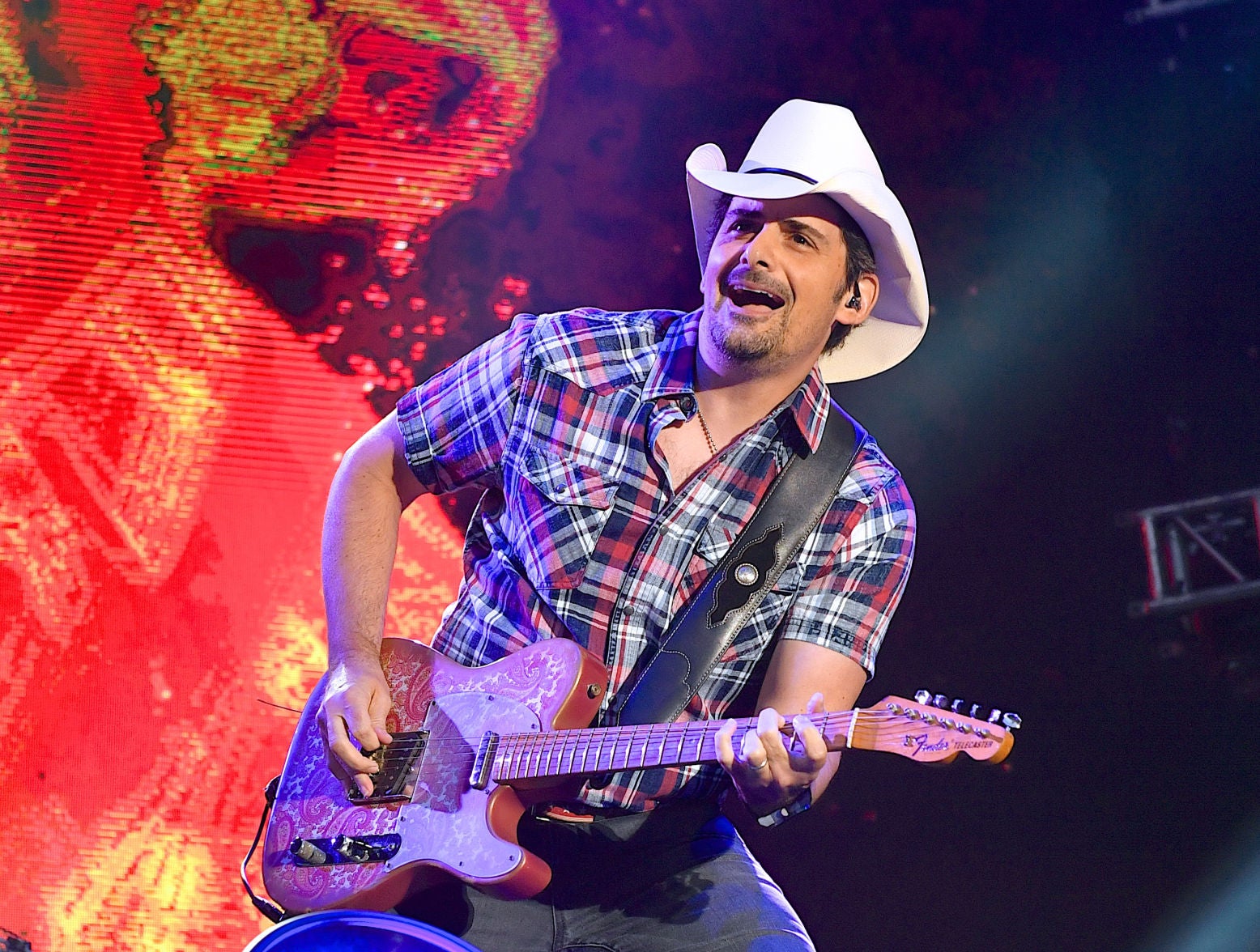 Brad Paisley Plots 'Fun' Fourth Of July In Nashville - Backstage Country